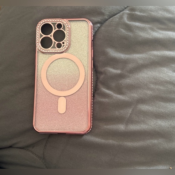 iPhone case - Picture 1 of 5